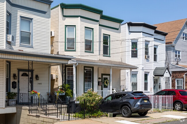 Homes in North Bergen are on smaller lots.