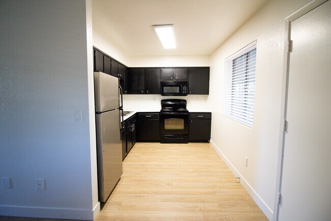 The Manhattan, Mesa, AZ 85203 - photo 5