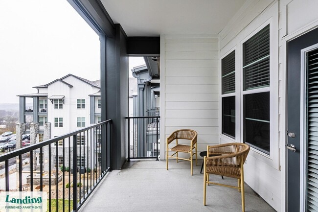 1431 Dixie Hwy unit 1-1111, Covington, KY 41011 - photo 2