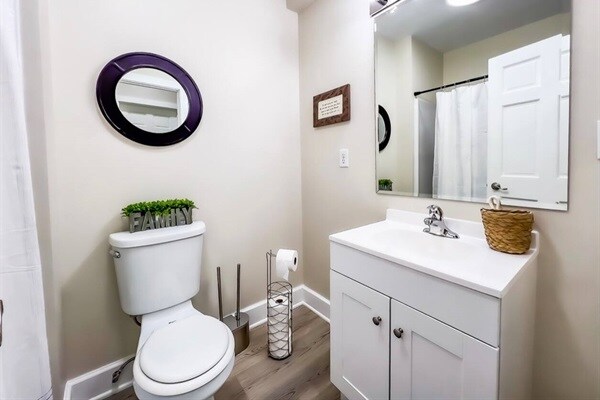 1528 5th St unit Green, Sandusky, OH 44870 - photo 2