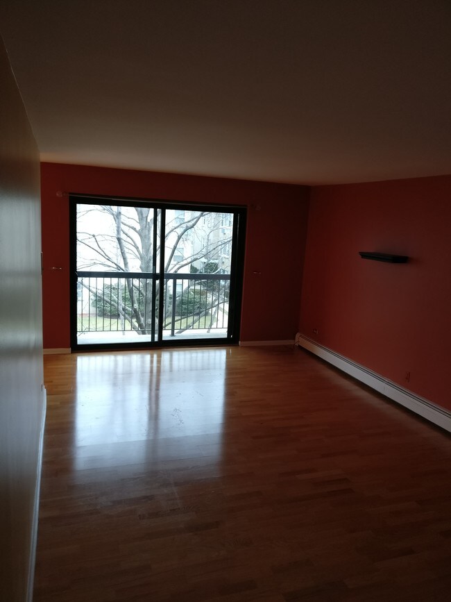 8453 W Gregory St Unit 60, Chicago, IL 60656