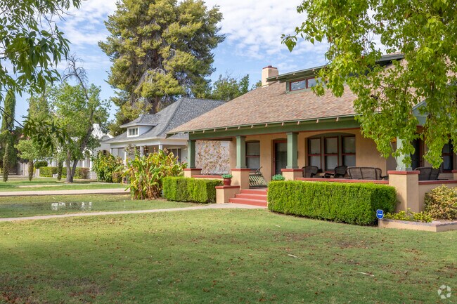 The homes just north of Downtown Mesa proper are larger than most in the area.