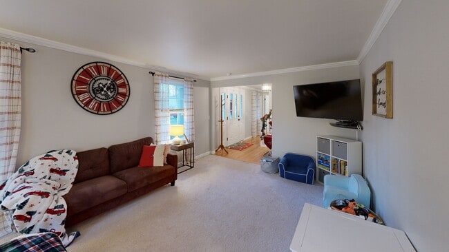 4573 Sylvan Dr, Allison Park, PA 15101 - photo 2