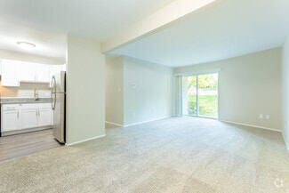 2047 Charlton Ave, Ann Arbor, MI 48103