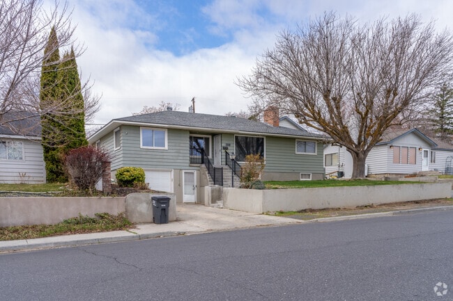Two story homes are commonly found in the city of Ephrata.