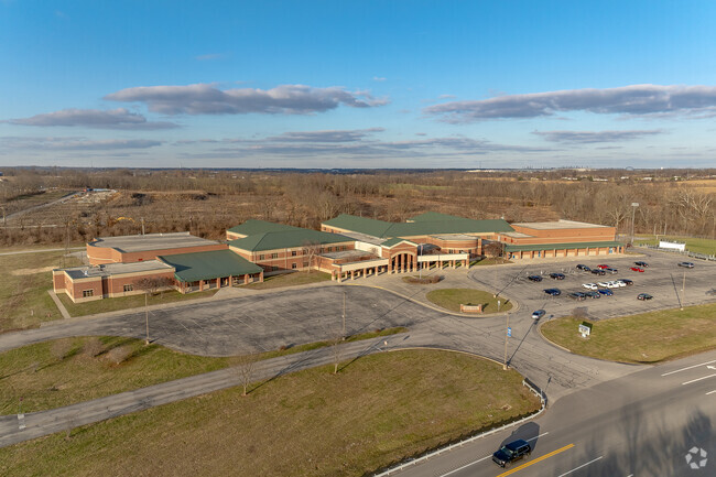 The student population of Royal Spring Middle School is 776 and the school serves 6-8.