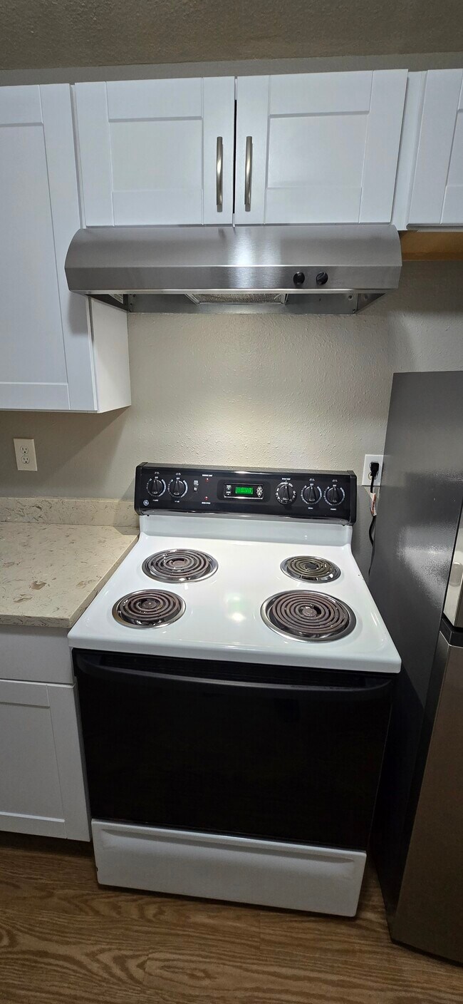 9830 SW Lookout Terrace unit C, Beaverton, OR 97008 - photo 6