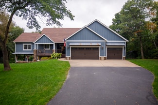 7600 Fallen Leaf Cir, Pequot Lakes, MN 56472