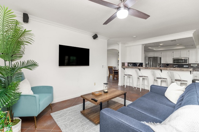 1553 Green Oak Rd, Vista, CA 92081 - photo 4