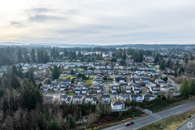 The city of Lynnwood has a large variety homes throughout the area.