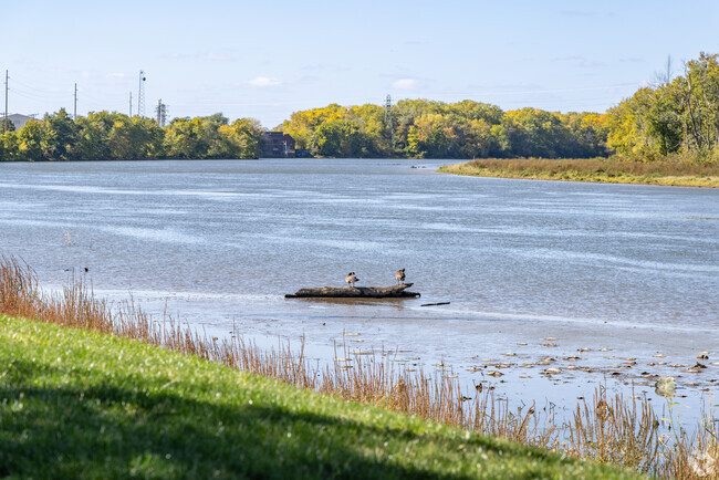 Forest Hill-Highland residents enjoy the nearby Mississippi River.
