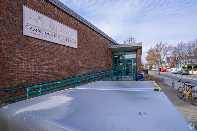 A branch of the Cambridge Public Library connects with Rindge Avenue Upper School.