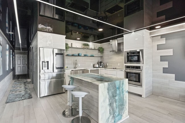 The Summit Beach Resort Condominium unit FL2-ID1354991P, Panama City Beach, FL 32408 - photo 6