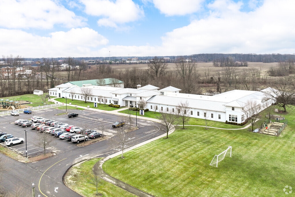 The Columbus Jewish Day School is located off of E Dublin Granville Rd in New Albany.