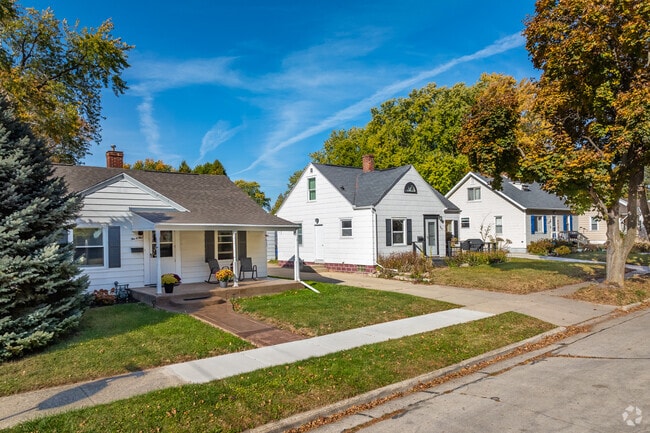 Cottage-style homes are common in University Avenue-Newtols Street.