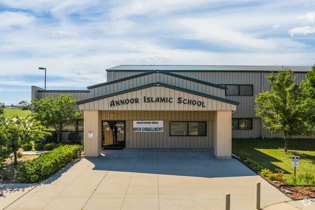 Students of all backgrounds can also learn at the nationally accredited Annoor Islamic School.