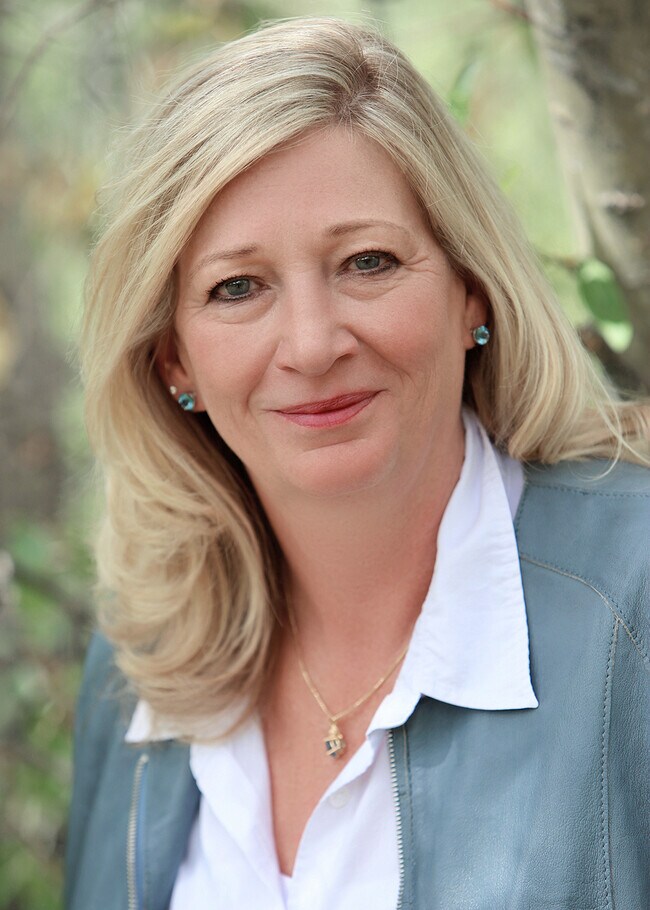 Tracy Sutton