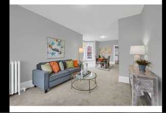 1055 7th St W Unit 1, Saint Paul, MN 55102