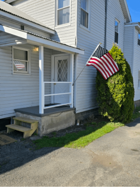 1584 Pa-106, Vandling, PA 18421