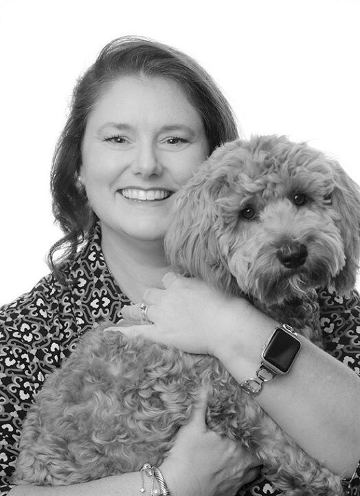 Carmen E. Lennartsson