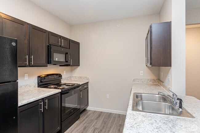 Brooke Pointe, Lafayette, LA 70501 - photo 2