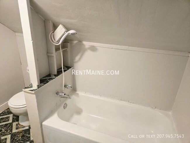 67 Cedar St unit 3, Bangor, ME 04401 - photo 6