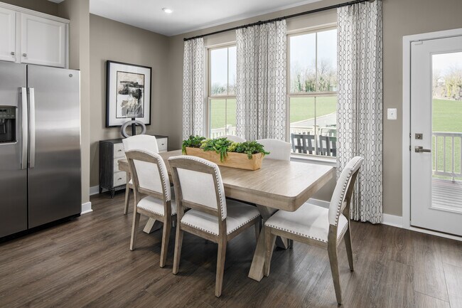 1704 de Gaulle Ct, Newark, DE 19702 - photo 4