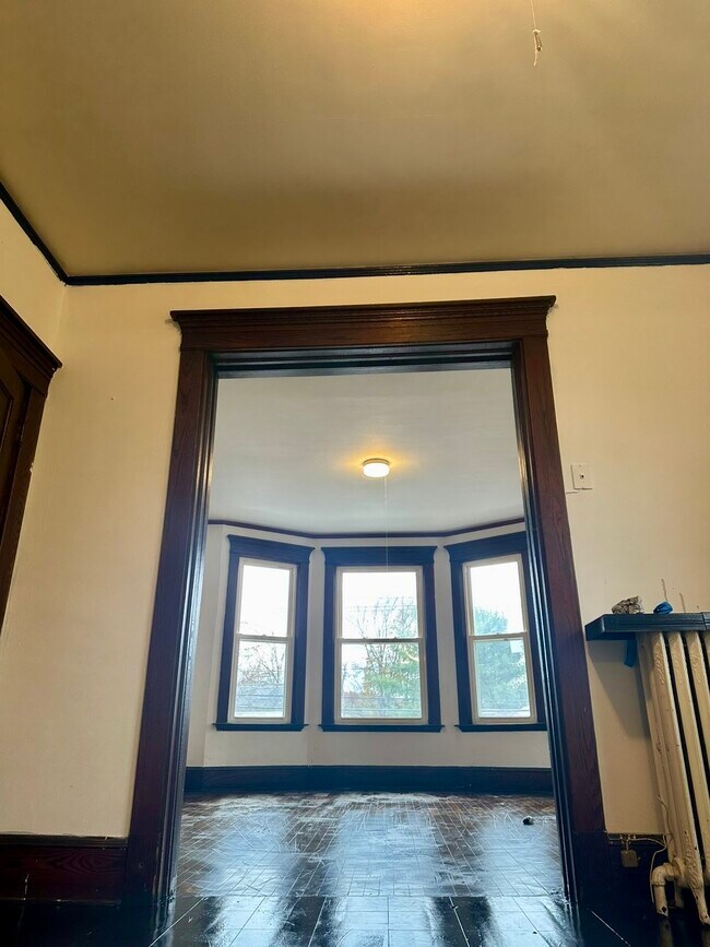 107 3rd Ave unit Neilzen, Rensselaer, NY 12144 - photo 3