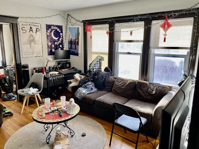 173 Hillside St unit 2, Roxbury Crossing, MA 02120 - photo 2