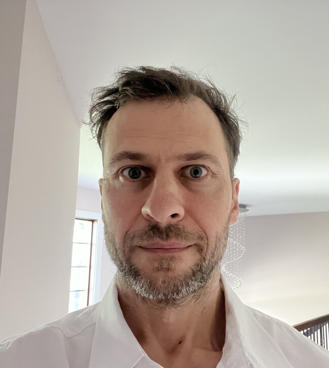 Agent Photo