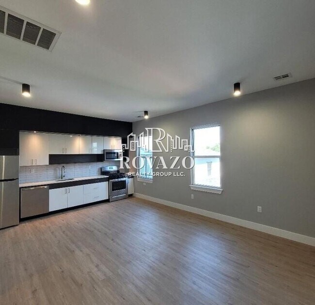 502 William St unit 1C, East Orange, NJ 07017 - photo 3