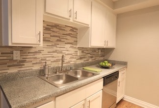 2010 Ponderosa St, Santa Ana, CA 92705