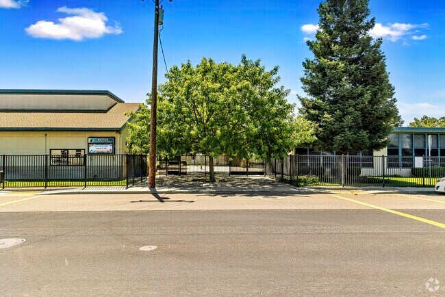 Keyes Elementary School in Keyes Ca.