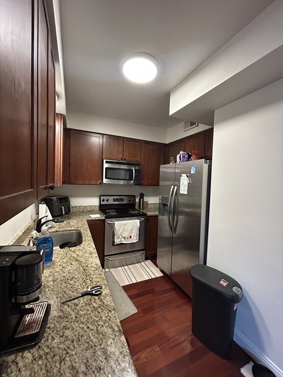 43 Pitman St unit 201, Somerville, MA 02143 - photo 4