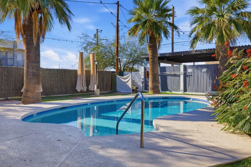 4235 N 13th Place unit 1, Phoenix, AZ 85014 - photo 1