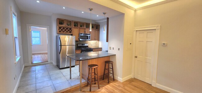 193 Maverick St unit 2, Boston, MA 02128 - photo 2