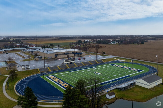 There is an 17 to 1 student-teacher ratio at Ovid-Elsie High School.