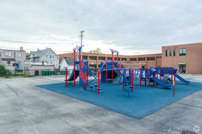 Karel Havlicek Elementary School has a student-teacher ratio of 13 to 1.