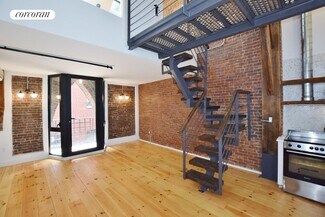 163 N 6th St, Brooklyn, NY 11211