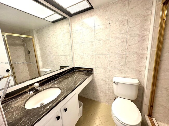 Winston Towers 100, Sunny Isles Beach, FL 33160 - photo 7