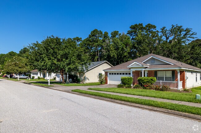 Rows of ranch-style homes are plentiful in Maclay neighborhoods.