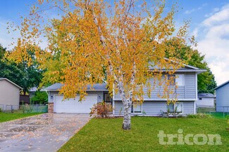 1442 Laurel Ave, Saint Paul Park, MN 55071