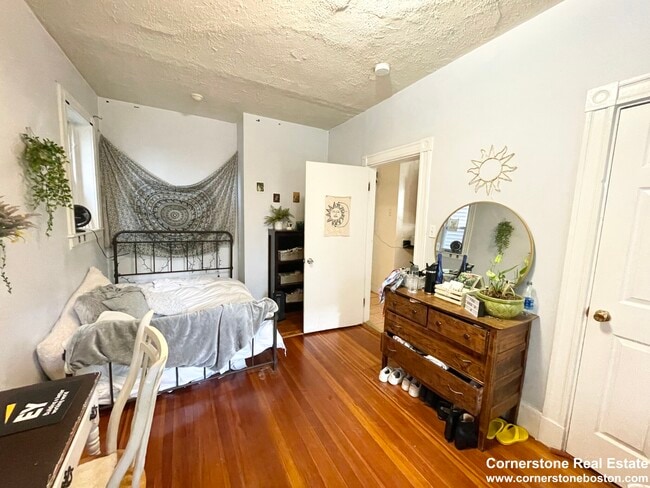 55 Calumet St unit 1, Roxbury Crossing, MA 02120 - photo 7