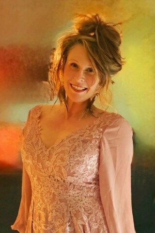 Tara Jones