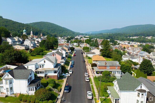 A charming residential street unfolds in Nesquehoning.