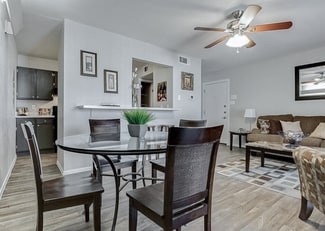 8000 Midcrown Dr, San Antonio, TX 78218