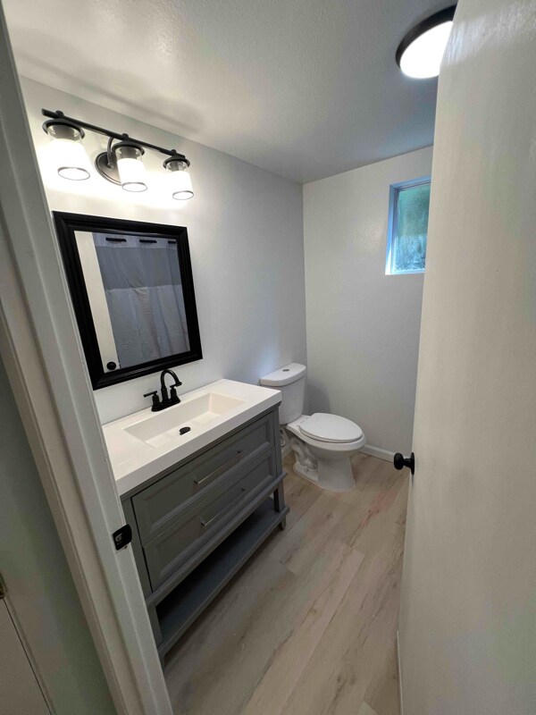 531 Ditmar St unit B, Pensacola, FL 32503 - photo 5