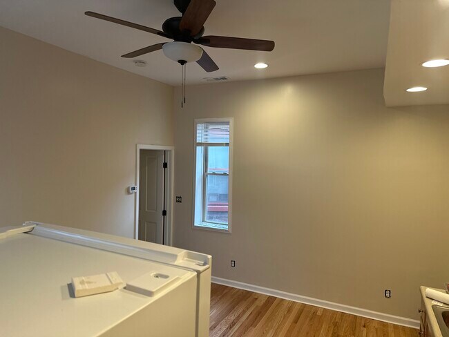 1425 S 1st St unit 2, Louisville, KY 40208 - photo 5