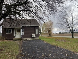 2075 Co Rd, Canandaigua, NY 14424