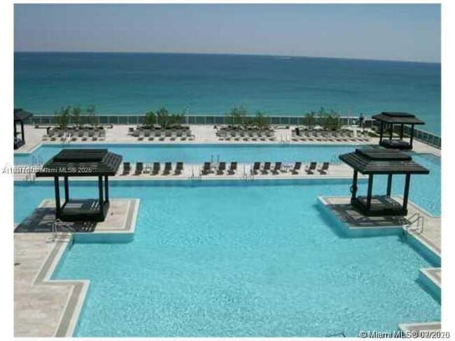 The Beach Club unit 4203, Hallandale Beach, FL 33009 - photo 4
